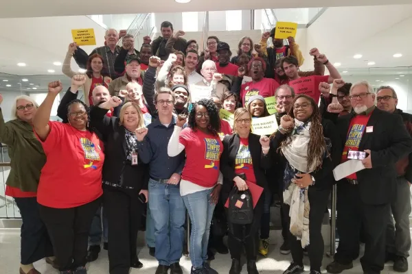 lobby_day_19.jpg